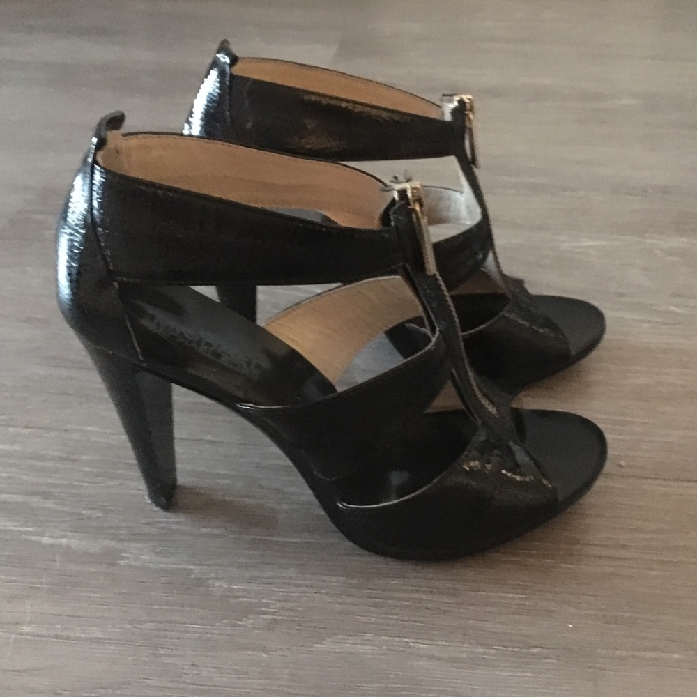 Michael Kors Berkley T-Strap heels